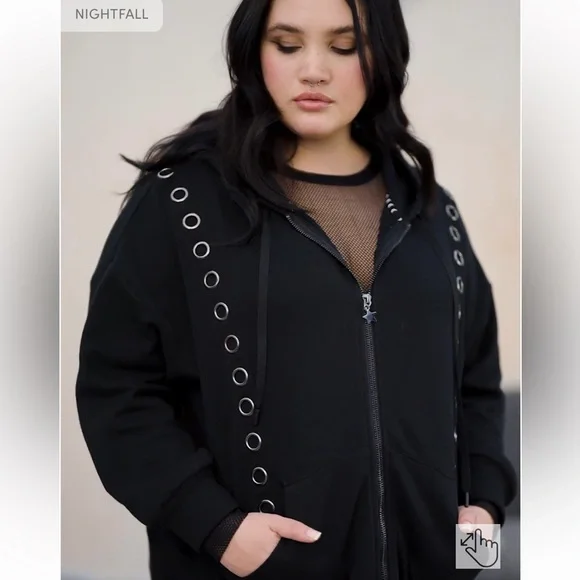 Torrid - Picture 7 of 7